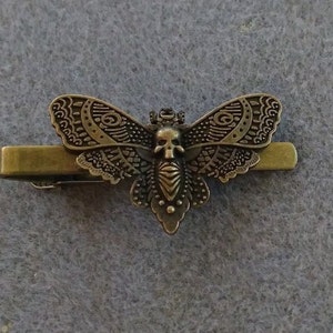 Antique Bronze Moth Tie Clip Bar Pin Great Gift for Him Gothic Macabre Lovers Graduation Wedding Birthday  Party Favor Father's Day Novelty