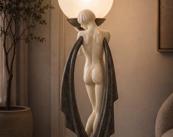 Lampa podłogowa Art Deco Woman | Rzeźbiarska lampa opalowa w kształcie kuli (antyczny brąz i kość słoniowa)