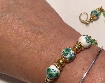 White and Green ceramic bracelet