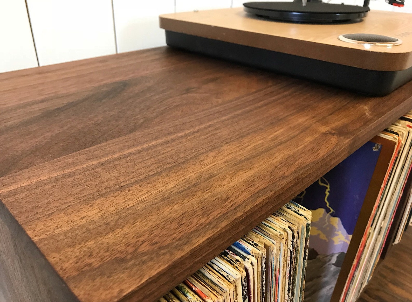 Gabinete estéreo y tocadiscos de nogal sólido con | Etsy