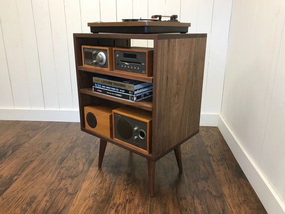 Meuble de rangement vinyle en noyer huilé