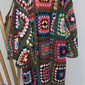 CROCHET PATTERN * OversiZed COAT & HooD* e-Book, instant download, pdf-datei, plussized multicolor retro granny square coat image 6
