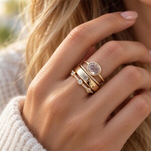 Gold Stackable Ring Set, Vintage Crystal Statement Ring, Minimalist Wedding Band, Dainty Layered Rings, Elegant Everyday Jewelry Gift
