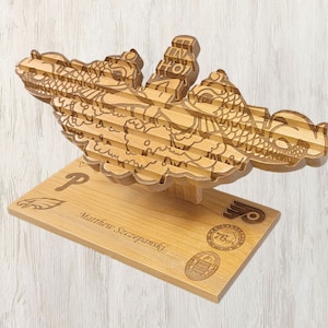 Laser Engraved Submarine Warfare Challenge Coin Display: Personalized Navy Gift