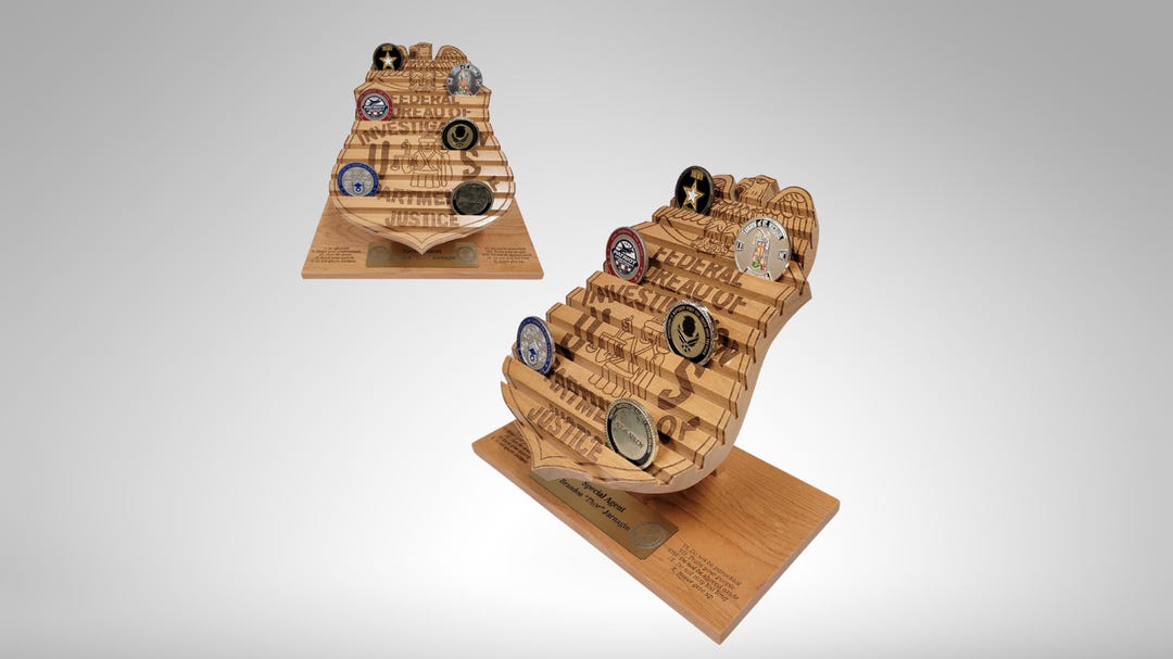 Custom Rack Badges US Army CI Badge Coin Rack: Personalized Wooden Challenge Coin Display ...