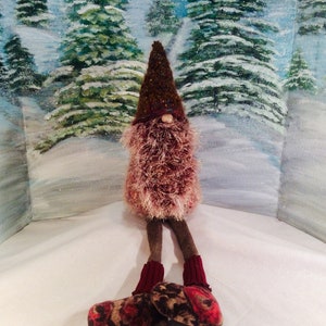 Brown sparkle gnome (Ganix)