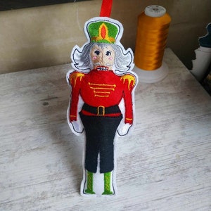 ITH felt nutcracker Machine embroidery design - Tutorial included - Instant download file