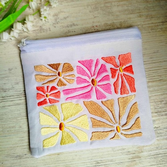 ITH Tender florals purse Machine embroidery design - Instant download file