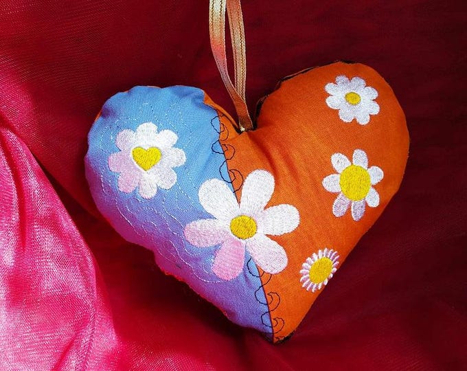 ITH Daisy special heart Machine embroidery design - Instant download file