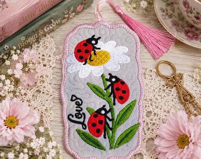 ITH Sweet lovebugs bookmark Machine embroidery design - Instant download file