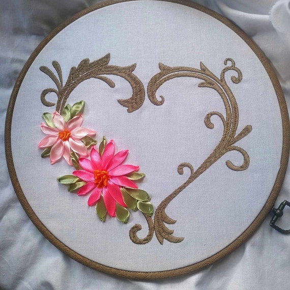 Machine and ribbon embroideries Mix - PDF Tutorial included - Instant download file