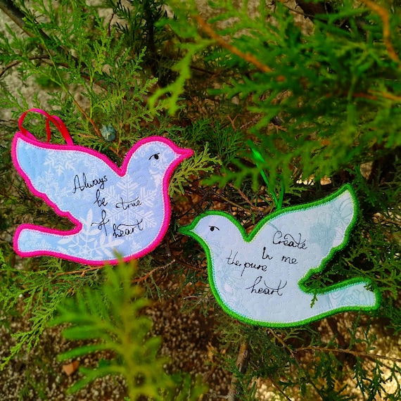 ITH Pure heart doves Machine embroidery designs - Instant download file