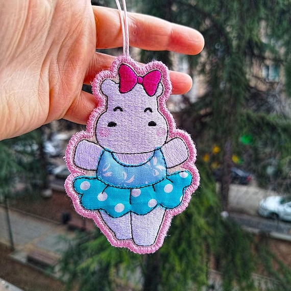 ITH Psyche of dance Machine embroidery design -  Instant download file