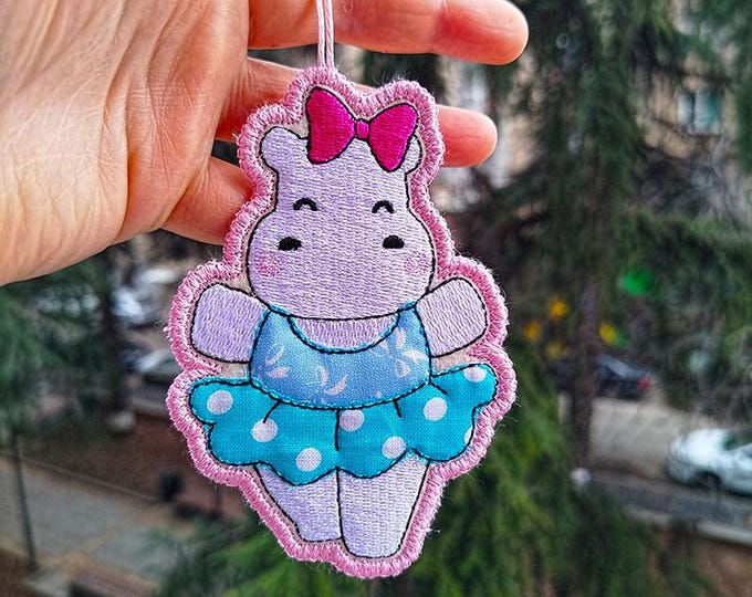 ITH Psyche of dance Machine embroidery design -  Instant download file