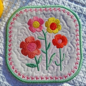 ITH Blumenliebe Untersetzer Maschinenstickdatei - Sofortiger Download