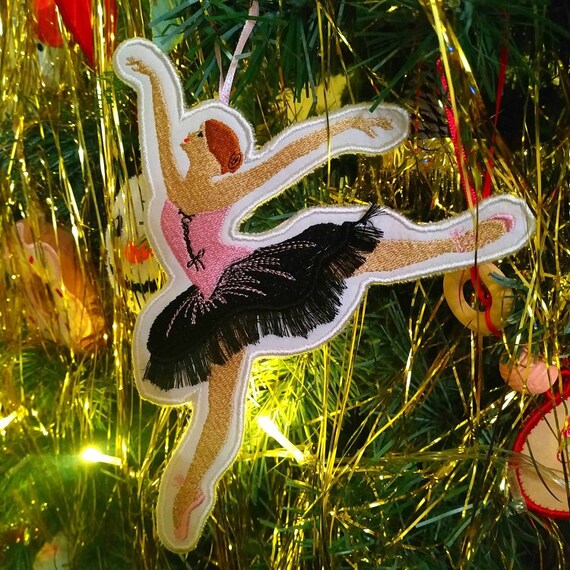 ITH ballerina fringed ornament Machine embroidery design - tutorial included - Instant download file