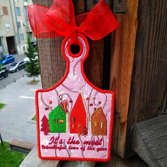 ITH Christmas cutting board hanger Machine embroidery design - Instant download file
