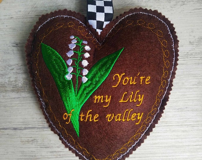 ITH lily of the valley heart Machine embroidery design - Instant download file