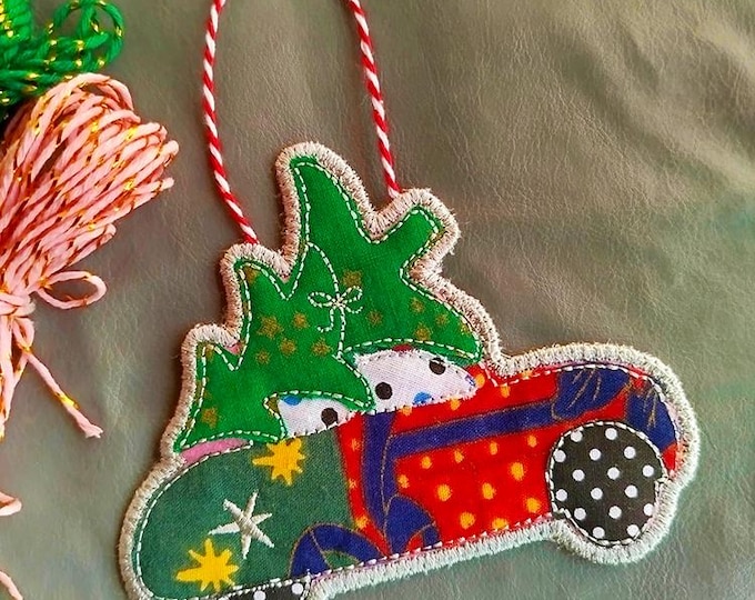 ITH Christmas car ornament Machine embroidery design - Instant download file