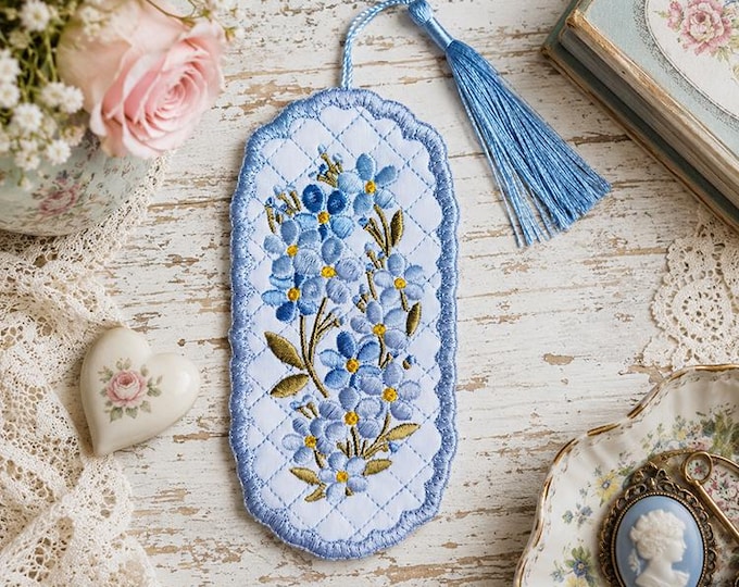ITH Forget me nots bookmark Machine embroidery design - Instant download file