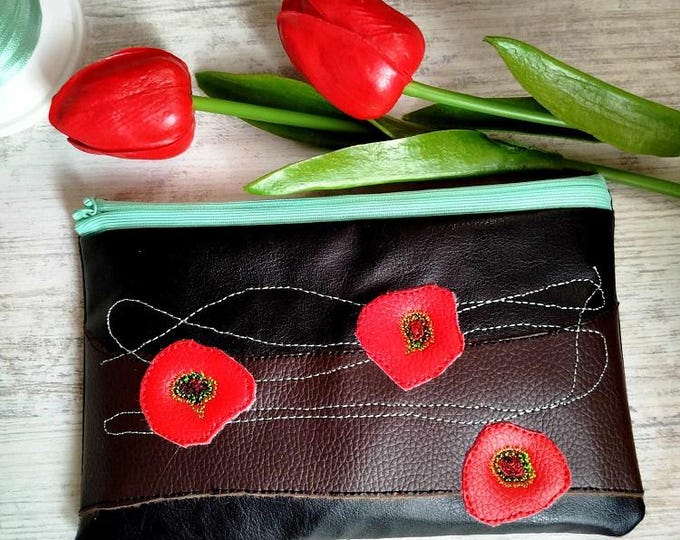 ITH Poppy applique pencil case - Machine embroidery design - Instant download file