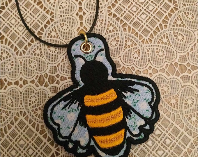 ITH be pendant Machine embroidery design - Instant download file