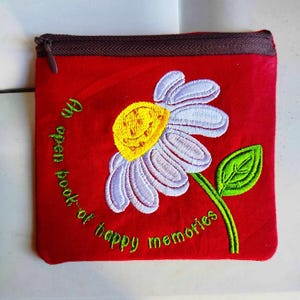 Monedero totalmente forrado ITH Daisy Diseño de bordado a máquina - Archivo de descarga instantánea
