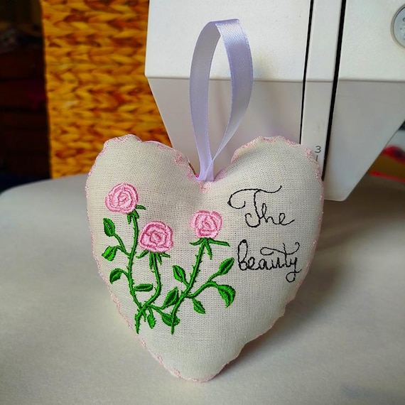 ITH Beautiful ornament with roses Machine embroidery design - Instant download file