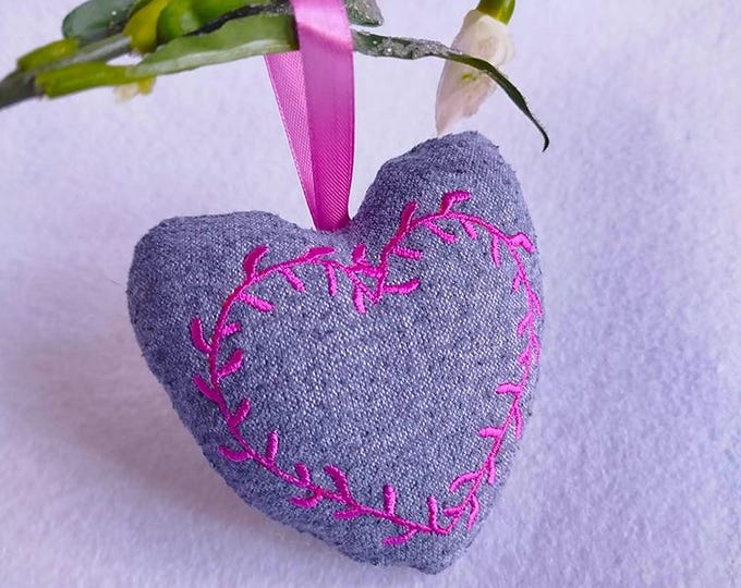 ITH Hearts with leaves Machine embroidery design - Instant download file