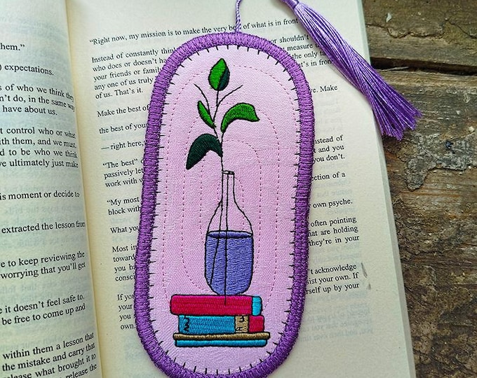ITH Cozy room bookmark Machine embroidery design - Instant download file