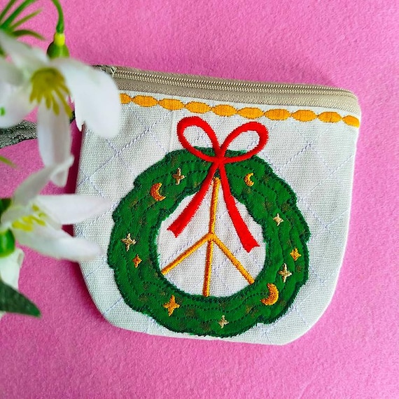 ITH Peace wreath applique purse Machine embroidery design - Instant download file