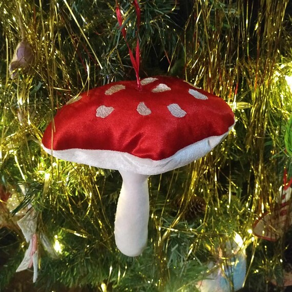 ITH mushroom - Finished size 8 inches - Machine embroidery design - Instant download file