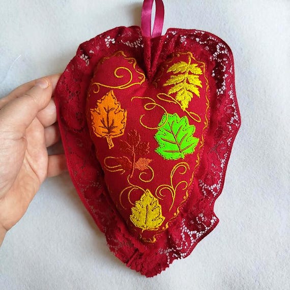 ITH Autumn leaves lacy heart Machine embroidery design - Instant download file