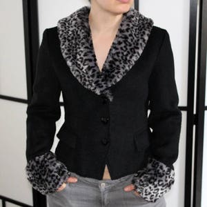 Silver leopard jacket by Collectif Size S