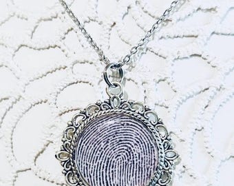 Fingerprint memorial necklace • Actual thumbprint charm • Thumbprint jewelry •