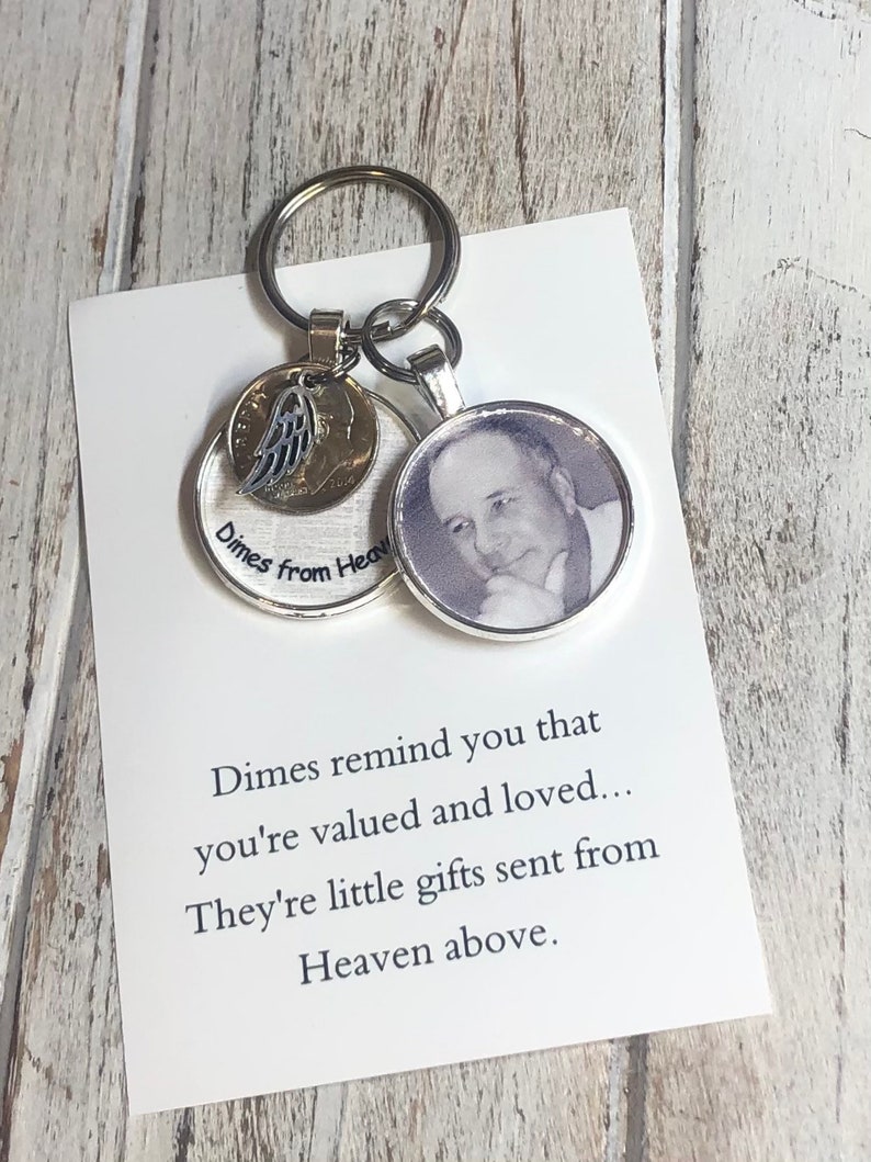 Dimes from Heaven Memorial Gift Dime Memorial Keychain Sympathy Gift Funeral Gift Photo memorial Picture memorial immagine 1