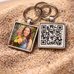 Voice Recording QR code • Audio gift • Special message • Voice & Photo keychain • Recording Gift • Memorial voicemail • Scan to hear message