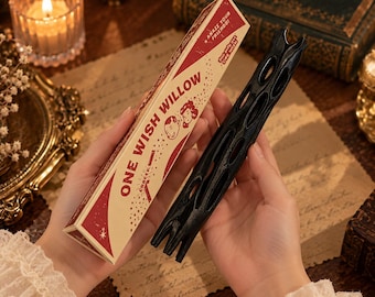 Replica di salice dei desideri - Decorazione di Halloween, accessorio per costume - Bastoncini magici rotanti, regalo unico per uomo e donna - Scatola in stile serigrafico inclusa.