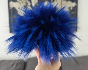 Blue raccoon fur pompom for hat beanie