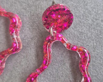 Squiggle Dangle Earrings: Berry Glitter Resin, Geometric Statement Jewelry