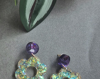 Lilac Glitter Flower Earrings: Gold Tone Resin Dangle