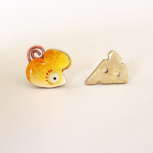 Mouse&Cheese- Stud Earrings Sterling Silver 925 Gold Plated-Handpainted with Acrylics-Yellow-Animal Jewelry-Mouse Earrings-Mini-Funny