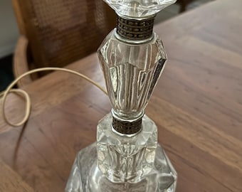 Vintage Mid Century-Clear Lucite Boudoir Table Lamp Acrylic Bedside Nightstand Light