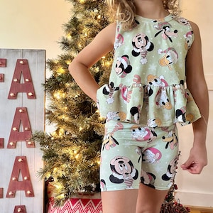 Girls Christmas Fab Five Tank Set, Christmas Mouse Outfit, Disney Vacation Set for Kids, Disney Trip T-shirt, Girls Christmas Disney Shirt