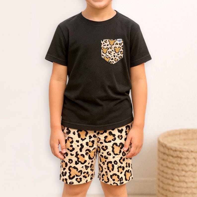 Cheetah Mouse Safari Pocket T-Shirt, Boys Animal Kingdom Tee, Handcrafted Disney Vacation Tee, Family Disney Tees, Vintage Disney Nostalgia image 5