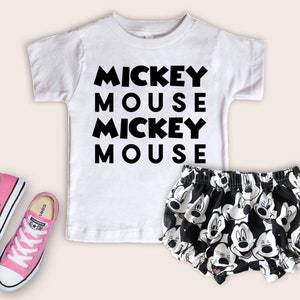 Girls Mouse Mouse Tee Ruffle Shorts Set, Disney Vacation Tee kids, toddler baby Disney Outfit, Kids Mouse t-shirt, GirlsDisney Set Outfit