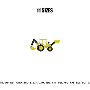 Puede incluir: Un diseño de bordado de un tractor amarillo y negro con cargador frontal y retroexcavadora. El texto 11 SIZES aparece en la parte superior, y el texto EMB. EXP. DST. CND. BRO. STX. JEF. JPX. SEW. ART. PES. PEC. VP3. HUS. PCS. XXX está abajo.