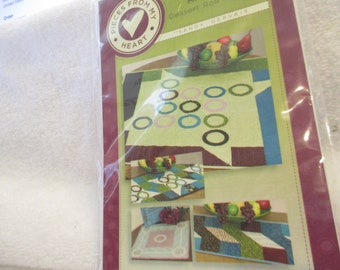 Quilt Pattern for Ring Toss Table Mat "Dessert Roll" by Sandy Gervais