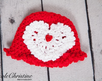 Newborn/Toddler Red Cloche with Oversize White Heart