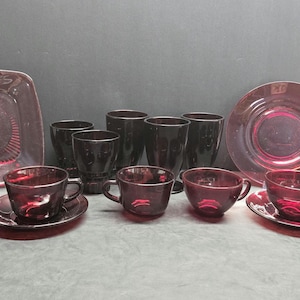 Anchor-Hocking Royal Ruby Red Charm